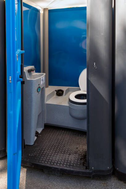 Best Portable restroom trailer rental  in Clearlake Riviera, CA